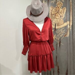 NEW WITH TAGS Shore Marseille Smocked Sleeve Dress Sienna Size Small